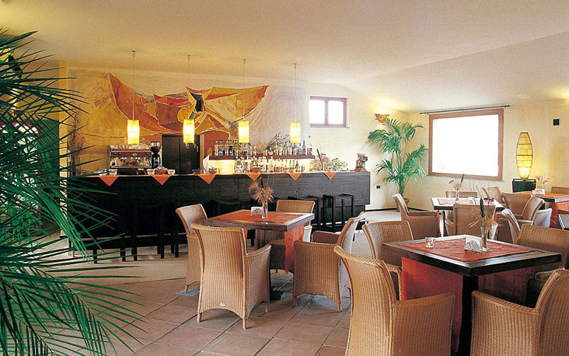 CALA ROSA CLUB HOTEL